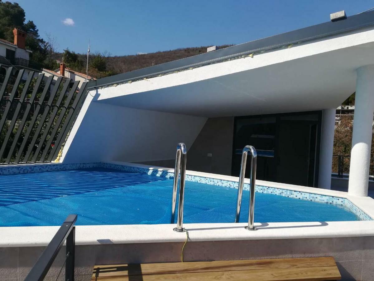 Apartments In Villa Ziza, Rooftop Swimming Pool Opatija Exterior foto