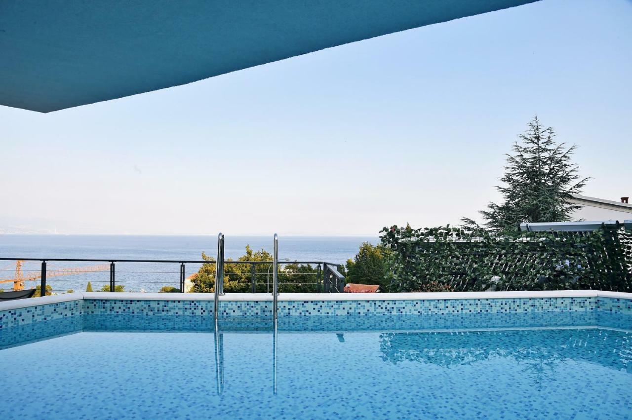 Apartments In Villa Ziza, Rooftop Swimming Pool Opatija Exterior foto